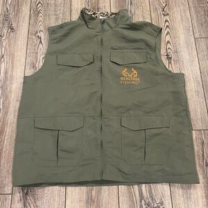 🦌 Realtree Fishing Men’s Utility Vest – Size XL – Olive Green